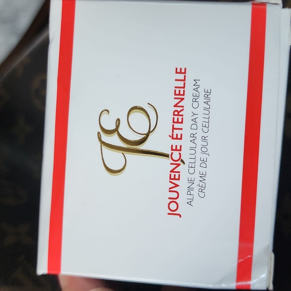 Jouvence Eternelle alpine cellular day creme 1.76 Oz